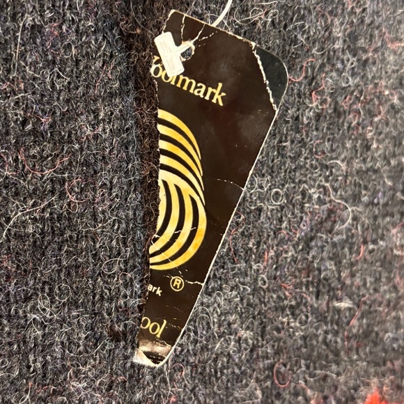 FREDERICK & NELSON Woolrich SZ L 100% Wool Sweater Crew Neck Thick Knit NEW - Picture 6 of 6